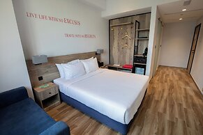 Kingsgate Canal Hotel