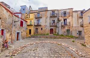La Travernetta - The Authentic Tusa