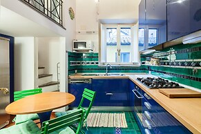 Luxury Trevi Apartment