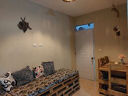 Quiet Studio - Apartment 4 in Villa Coconut