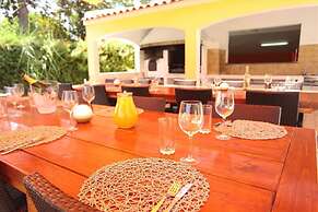Outstanding Villa With Heated Pool