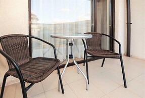 Sunny Beach Retreat - 2-bedroom Apartment