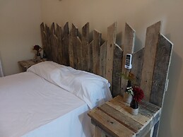 Executive Suite - Apartment 7 in Villa Coconut