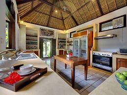 Sungai Tinggi Beach Villa