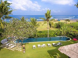 Sungai Tinggi Beach Villa
