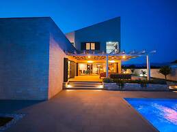Villa Petra