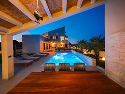 Villa Petra