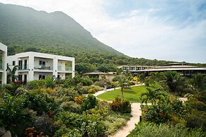 Golden Rock Dive And Nature Resort