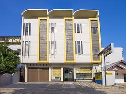 Pondok Indah Homestay by ecommerceloka