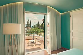 Zeus Eretria Resort