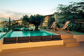 Zeus Eretria Resort