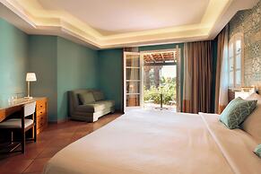 Zeus Eretria Resort