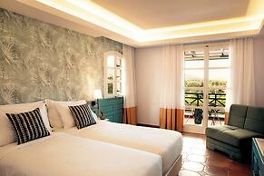 Zeus Eretria Resort