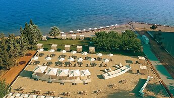 Zeus Eretria Resort