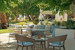 Zeus Eretria Resort