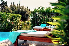 Zeus Eretria Resort