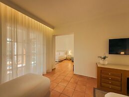 Zeus Eretria Resort