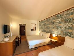 Zeus Eretria Resort