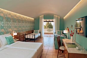Zeus Eretria Resort