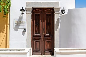 Marikas Deluxe Rooms