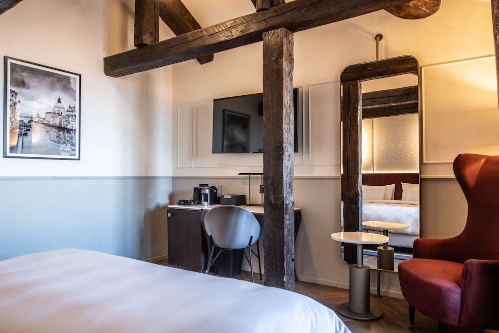 Radisson Collection Hotel, Palazzo Nani Venice