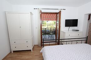 Apartments Mirela