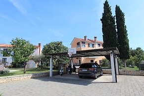 Apartments Mirela