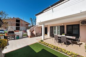 Apartments Pataj