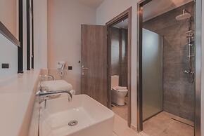 Cavo Suites