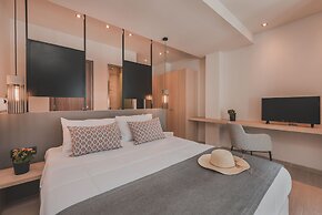 Cavo Suites