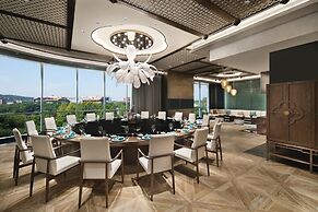 Crowne Plaza Wuhan Optics Valley by IHG