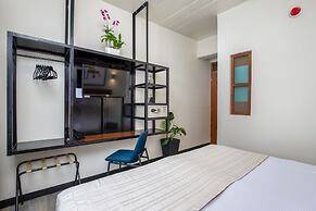 Joint Boutique Hotel