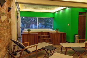 Joint Boutique Hotel