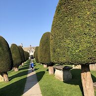 Cotswold Lodge
