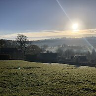 Cotswold Lodge