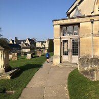 Cotswold Lodge