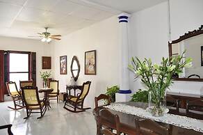 Hotel Casa Blanca