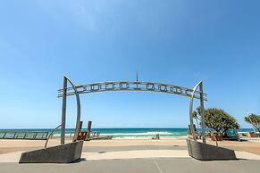 Meriton Suites Surfers Paradise