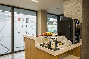 Hyperion City Hotel