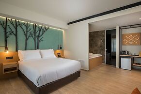 Hyperion City Hotel