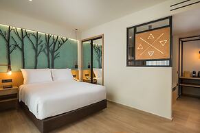 Hyperion City Hotel