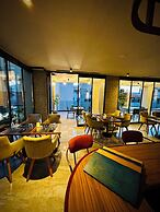 Hyperion City Hotel