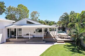 Your Luxury Escape - Paradise Palms