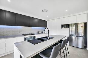 Devan House - Your Innkeeper Mudgee