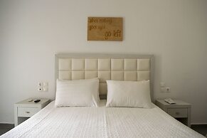 Giannoulaki Resort