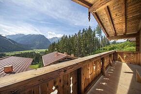 Alpine Chalet With Ski-in Access