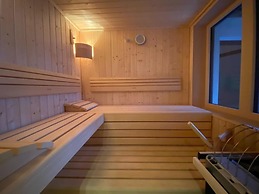 Alpine Chalet With Ski-in Access