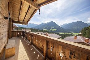 Alpine Chalet With Ski-in Access