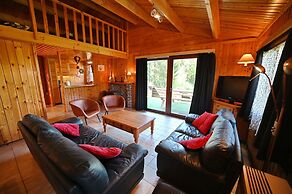 Chalet in Beffe With Hot Tub & Valley Views