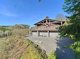 Chalet in Beffe With Hot Tub & Valley Views